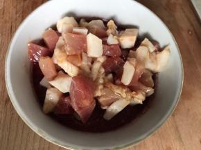 加入蒸肉米粉中