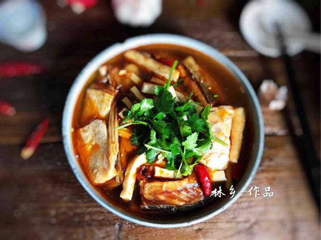 豆腐干炖腊鱼