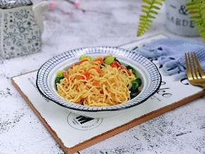 方便面的新吃法。