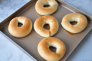 时间到，就可以了，出炉了，喜欢外表色泽的，可以再烤一两分钟。我一般烤20分钟。