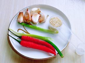 准备好调味料。