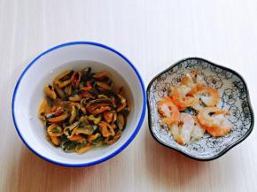 用水冲洗干净，再用清水泡软。