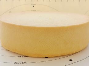 出炉倒扣彻底凉透脱模。