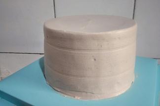 用抹刀抹平表面