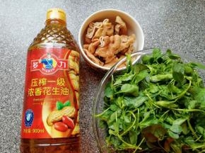 准备好食材。