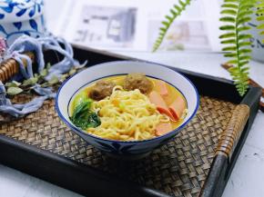 盛出装入面碗中。