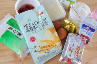准备好要用到的食材。