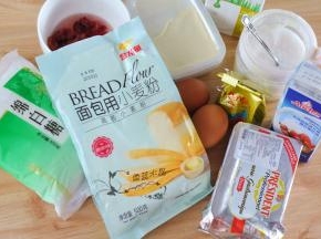准备好要用到的食材。