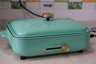 然后加入清水，煎焖至收汁熟透就可以。