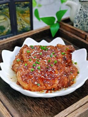 近看，大排特别入味。