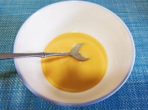 水淀粉放生抽搅匀。