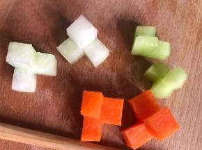 掰开即可形成吉庆