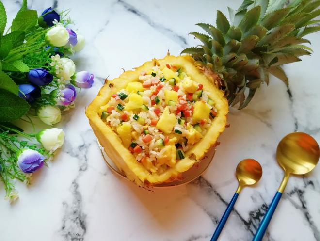 菠萝炒饭