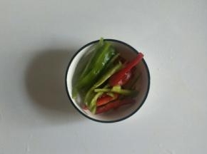 青红椒切丝