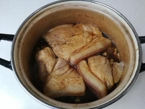 翻面再烧二十分钟，可以大火收汁