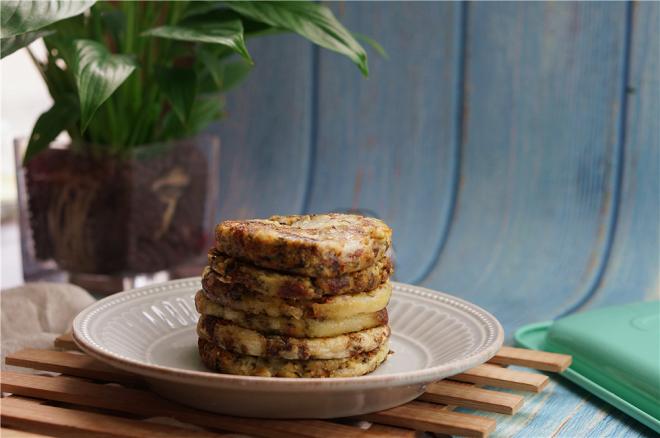蛤肉豆芽胡葱饼