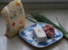 备好如图所用食材。