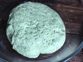 揉成光滑面团，密封发酵至两倍大