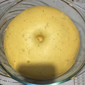 发酵1.5倍大戳洞不回缩的状态即可有。