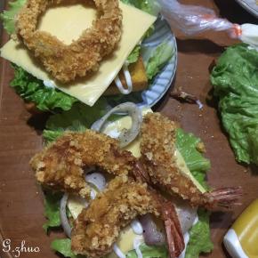 加入淡奶油的吐司更加柔软，美味，切片，夹馅随意搭配。想怎么吃味道都很棒。