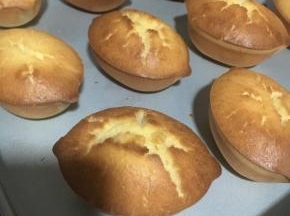 出炉后直接倒扣即可脱模，无需等待冷却。