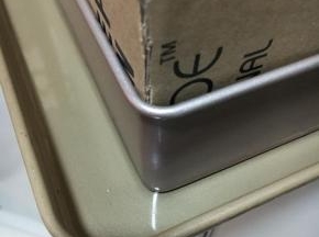 烤盘中放入1/5的清水，，