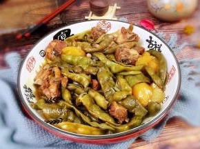 配碗米饭，开吃吧！