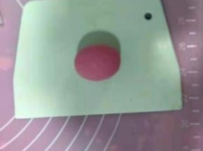 然后再揉成椭圆形