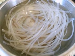 宽粉提前浸泡5小时左右