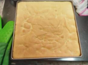 烤制完成后马上从烤箱取出。