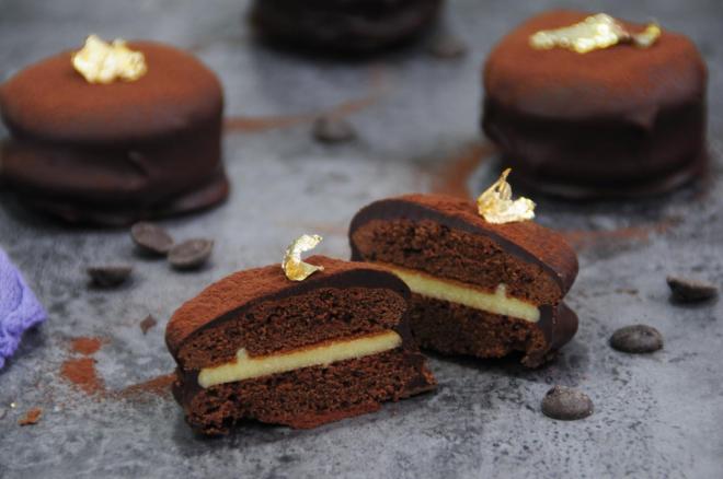 拉丝巧克力蛋糕