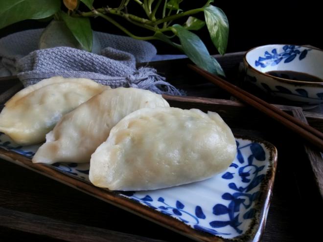 烫面小白菜蒸饺