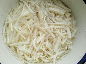 用清水泡五分钟