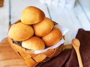 烤到表面金黄色即可出炉。