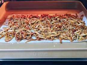 再次入烤箱155度烤15分钟。(烤箱温度及时间仅供参考，具体根据自家烤箱性能另定)