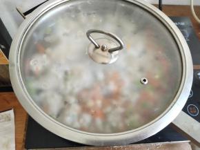 大火再次煮开。