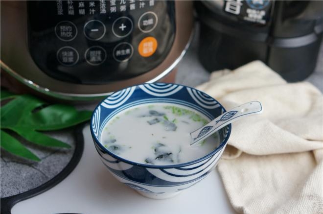 河鳗海苔鲜汤