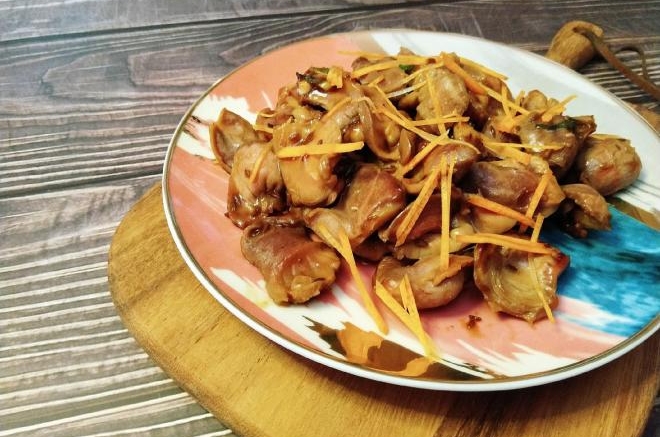 孜然酱香鸡胗