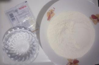 准备食材，面团部分