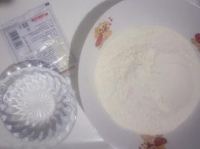 准备食材，面团部分