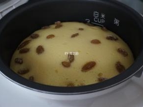 时间到，继续焖5分钟，再开盖