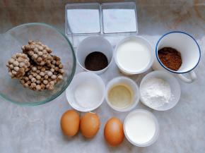 1. 准备好各种食材。