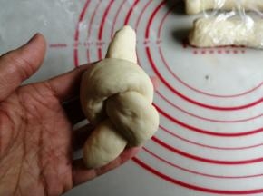 打个结，头尾都留一截出来