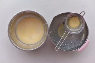 面糊过筛两遍。