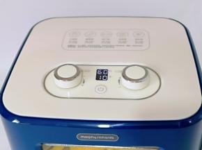 60度，烘烤10小时。(时间可以根据自己喜欢的口感另定)