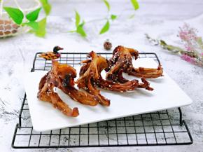 鸭锁骨烤好啦！