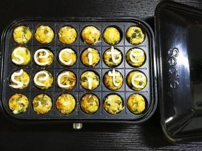 其实不用番茄酱和沙拉酱已经够味儿了，我就搞点意思意思