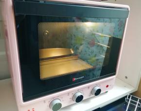 烤箱上下管165度预热。