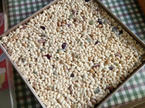 趁着有余温整形好，压平整