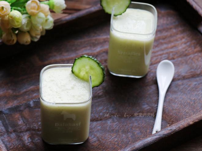 苹果黄瓜酸奶汁